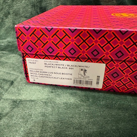 Tory Burch MILLER 90MM LUG SOLE BOOTIE - Picture 9 of 9